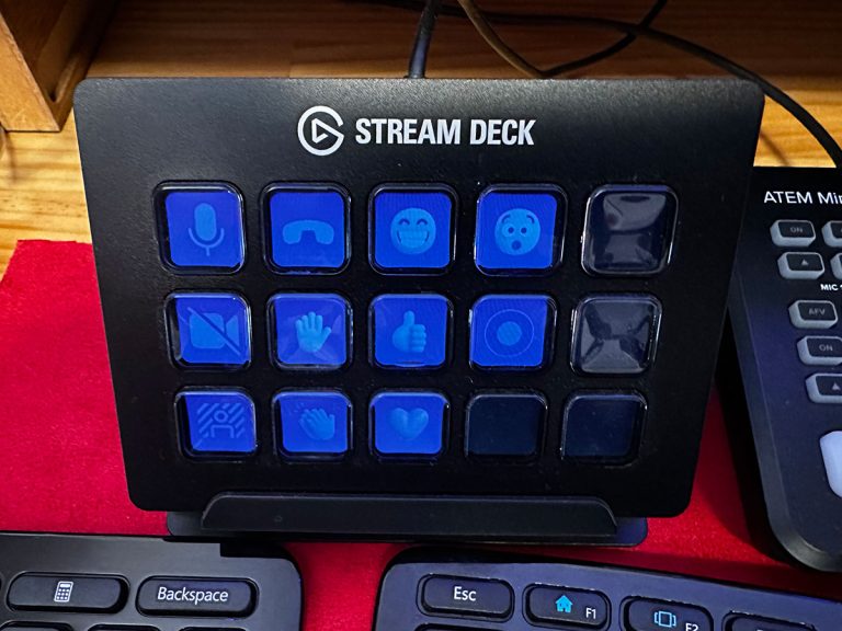 Microsoft Teams : STREAM DECK に Teams のプラグインが登場!マイクやカメラのオンオフだけじゃなく会議の